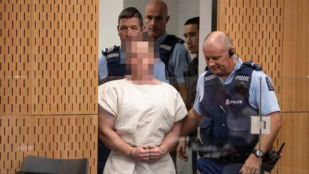 49 Müslümanın katili  Brenton Tarrant mahkemeye çıkarıldı
