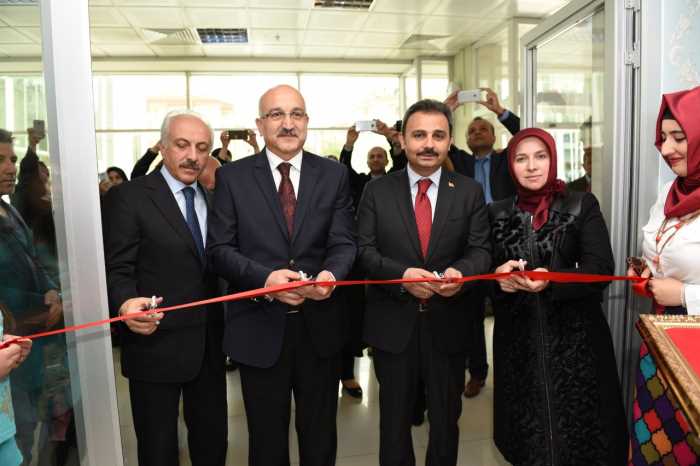 61 İlin katıldığı  Milli İrade ve Vatan Sevgisi” resim yarışması ödülleri sahiplerini buldu