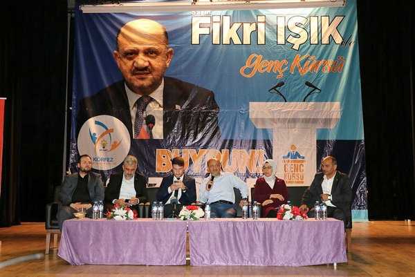 80 Genç, İYİ Parti'den AK Partiye Geçti