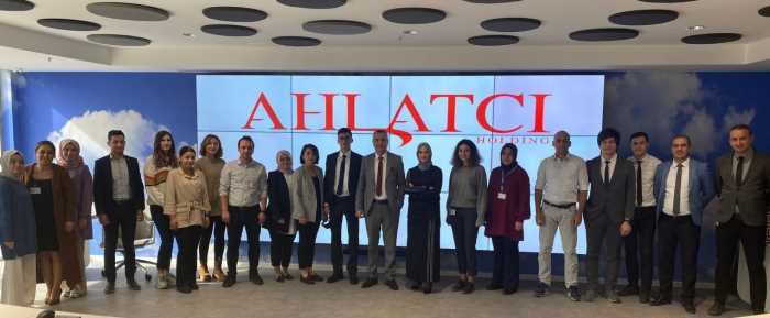 Ahlatcı Holding'e "Yılın Dijital Dönüşüm" ödülü verildi