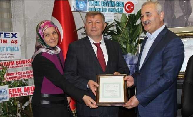 Ahmet Gelgör mazbatasını aldı  