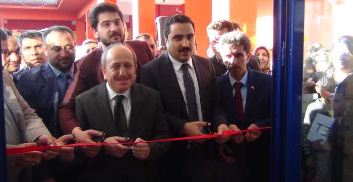 AK KENT MAHALLESİ KARADAĞ'DAN KARAKOL İSTEDİ 