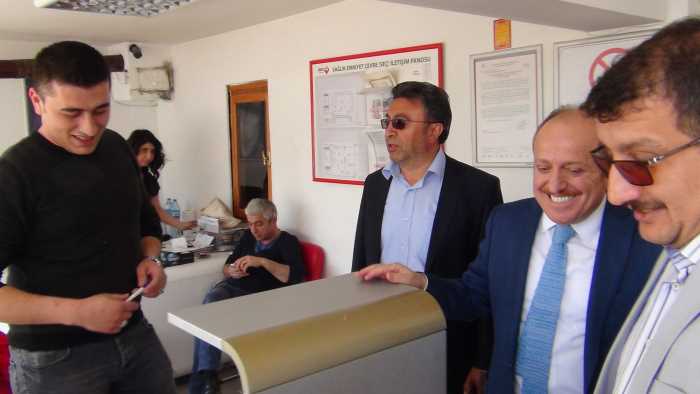 AK PARTİ ÇORUM İL BAŞKANI KARADAĞ ESNAFIN NABZINI YOKLADI