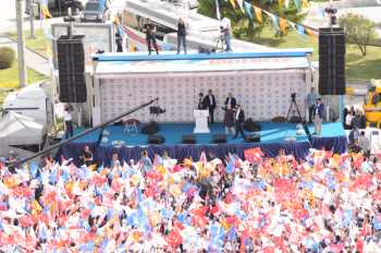 AK PARTİ ÇORUM MİTİNGİYLE COŞTU BİR KERE