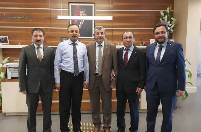 AK Parti’de bir süre önce görevden alınan İSKİLİP ve OSMANCIK  ilçe başkanlarının yerine atamalar gerçekleştirildi
