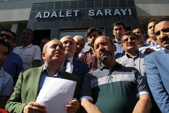Ak Parti İYİ'ye Suç Duyurusunda Bulundu