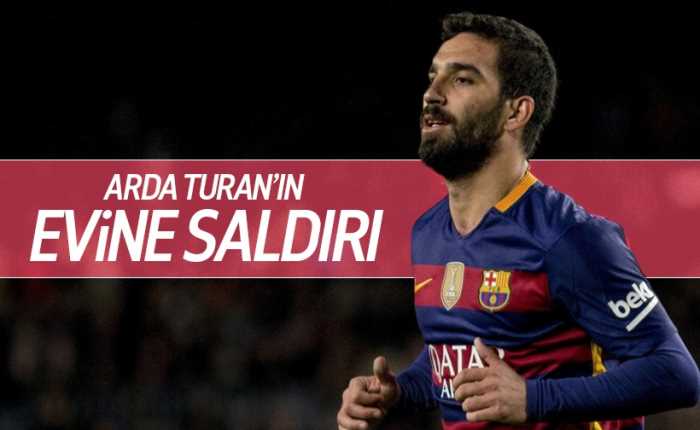 Arda Turan'ın evine yumurtalı saldırı