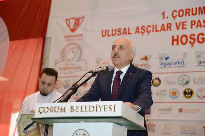 Aşçılar ve Pastacılar Şampiyonluk Kupalarını kaldırdı