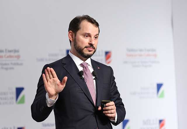 Bakan Albayrak: Enflasyonu tek haneye düşüreceğiz