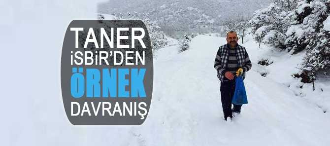 BAŞKAN DOĞAYA KENDİ ELLERİ İLE YEM BIRAKTI