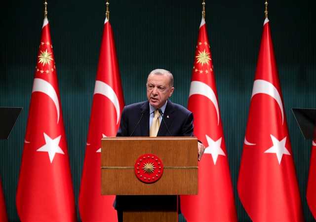 Başkan Erdoğan'dan asgari ücret haftasonuna kaldı