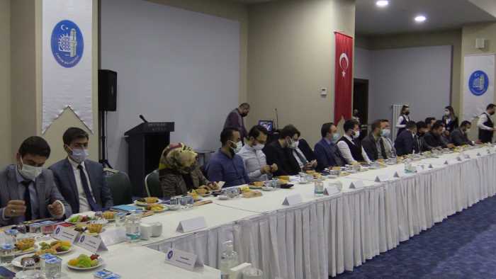 Başkan Gençlerle İstişare Toplantısı Yaptı