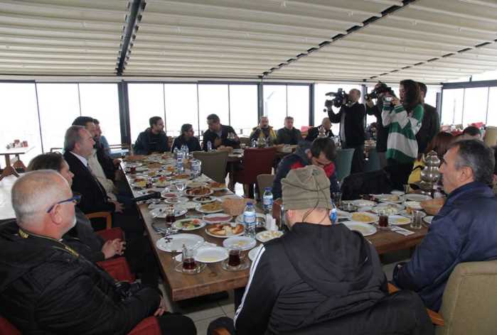 Belediye başkanı Şahiner gazetecileri ağırladı
