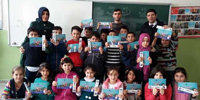 BELEDİYE’DEN ÖĞRENCİLERE KARNE HEDİYESİ