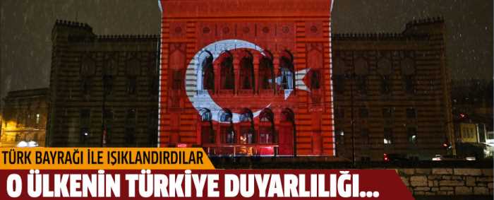 Bosna Hersek'in başkenti Saraybosna'nın en önemli sembollerinden Vijecnica Kütüphanesi,terör saldırıları sonrası Türk bayrağının renkleriyle ışıklandırıldı