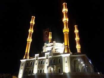 BU GECE MEVLİD KANDİLİ 