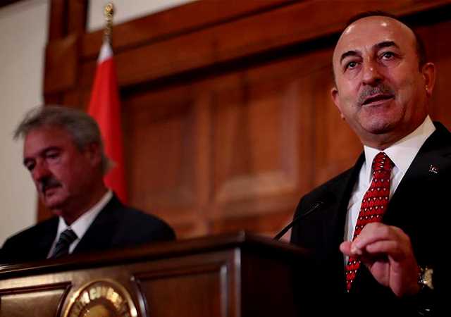 Çavuşoğlu: Türkiye tehdite papuç bırakmaz