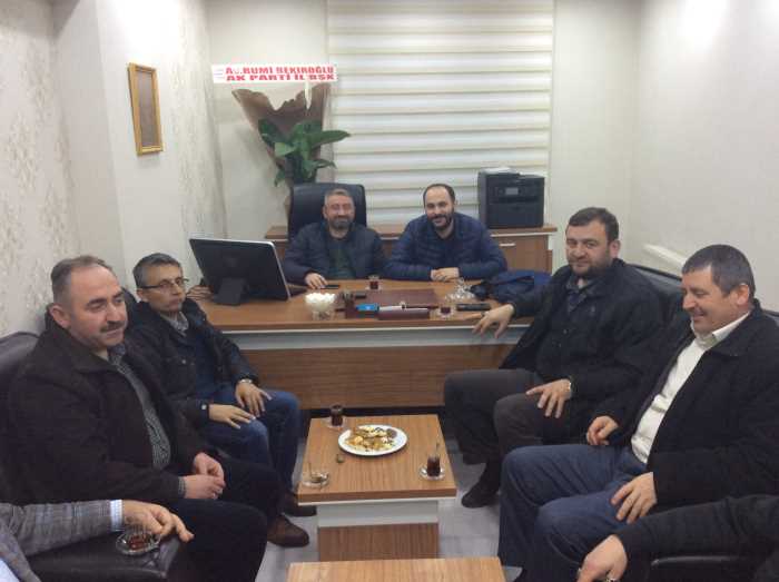 ÇORİMDER Başkanı Ayhan Boyraz ve Yönetim Kurulu Üyeleri Türkiye Gençlik Vakfı (TÜGVA) Çorum İl Temsilciliğine nezaket ziyaretinde bulundu.