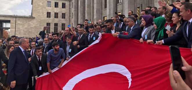 Çorum AK Parti CB: Erdoğan'la birlikte Türk bayrağı açtı