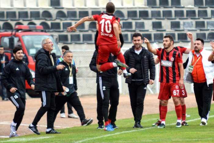 ÇORUM BELEDİYE SPOR-KARACABEY BİRLİK MAÇI