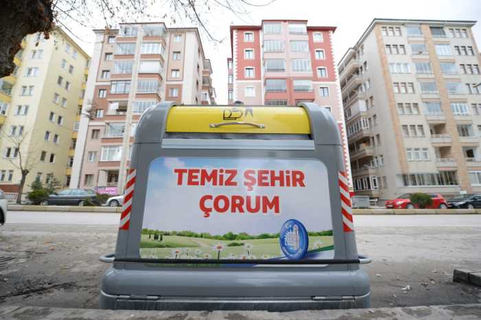 Çorum Belediyesi çöp konteynerlerini yeniliyor