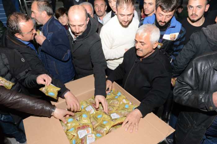 Çorum Belediyesin’den 40 bin paket kandil simidi