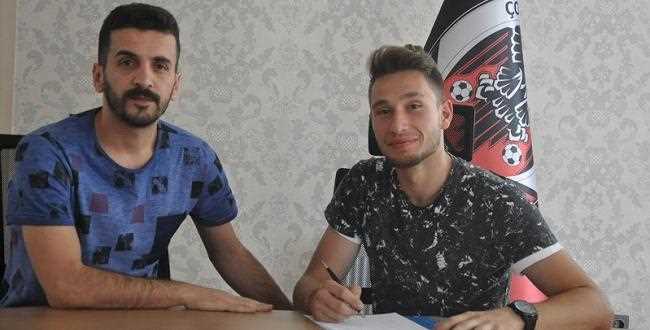 Çorum Belediyespor 2 genç isimle 4 yıllık sözleşme imzaladı