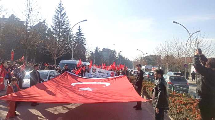 Çorum'da “Şehitlere Saygı” yürüyüşü düzenlendi!