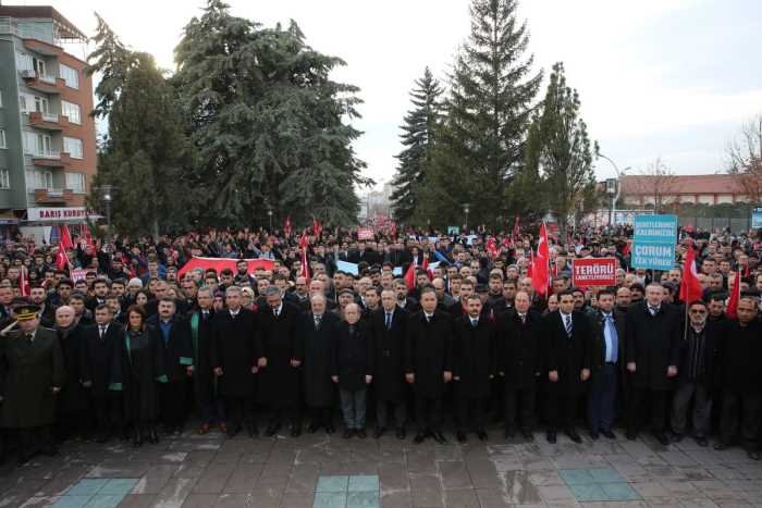Çorum'da "Terörü Telin ve Milli Birlik Yürüyüşü"ne 20 bin kişi katıldı