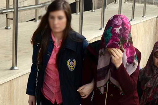 ÇORUM’DA 5 KADIN FETÖ’CÜ ABLA ÇIKTI!