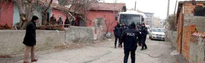 ÇORUM'DA BAZ ISTASYONU KAVGASINDA 4 YARALI