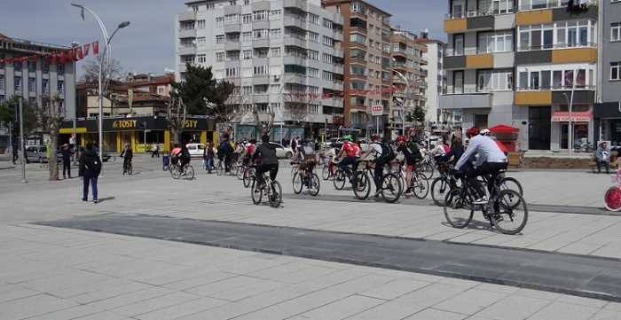 Çorum'da Dünya Bisikletliler Gününde Farkındalık Yarattılar