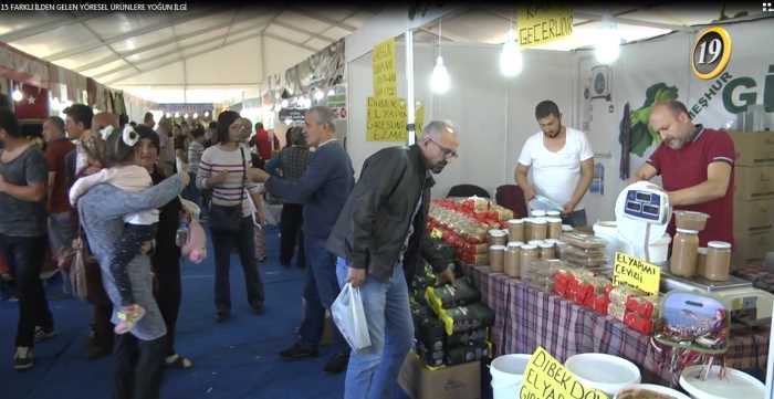 Çorum'da el sanatları ve yöresel ürünler fuarı