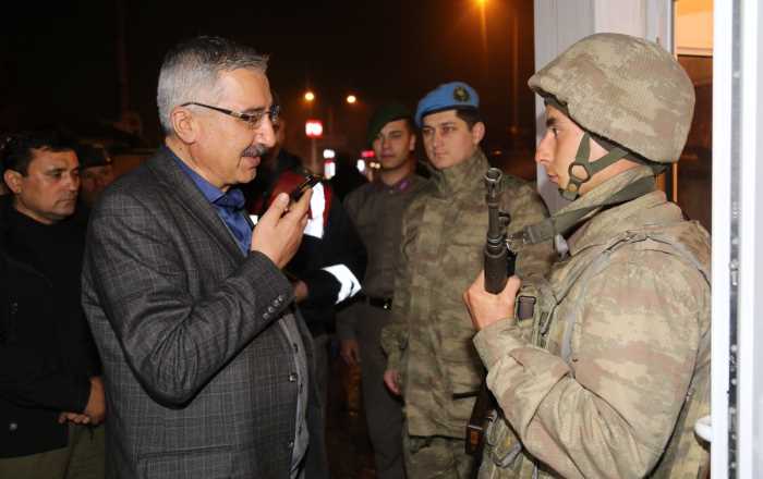 ÇORUM'DAN ASKER ANNESİNE SÜRPRİZ TELEFON
