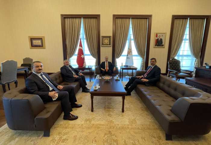 Çorum heyeti AK Parti Genel Başkan vekili Numan Kurtulmuş’u ziyaret etti 