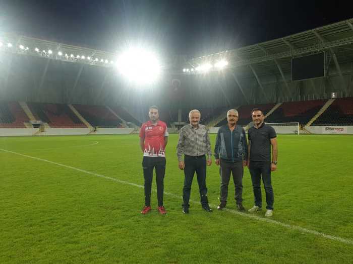 Çorum şehir stadyumu gece maçına hazır! 