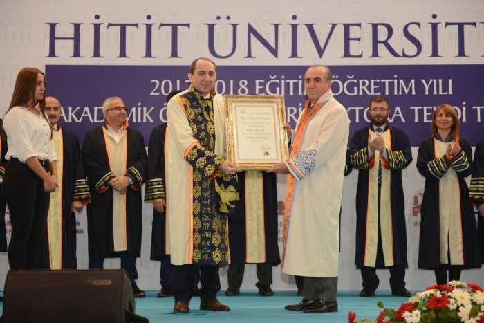 Çorumlu İşadamı Avni Çelik'e fahri doktora ünvanı verildi