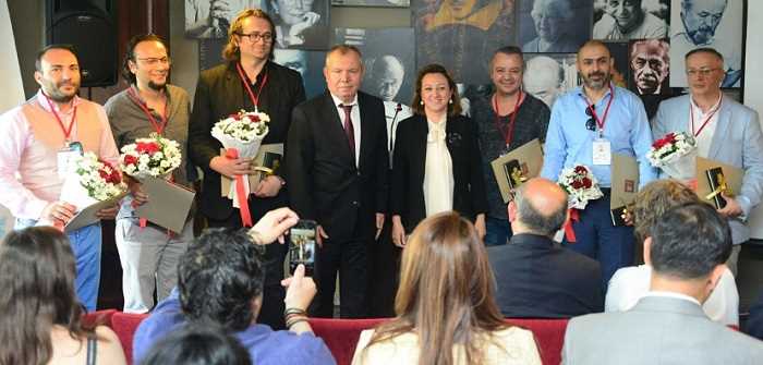Çorumlu Tiyatro Yazarı Mustafa Arıkoğlu'na ödül