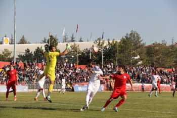 DARICA SPOR - ÇORUM BELEDİYE SPOR MAÇI 