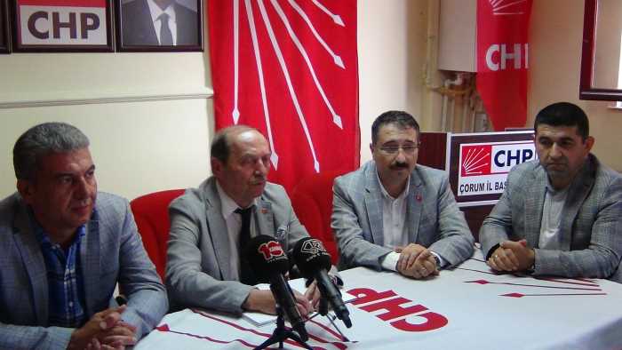 Demokrasi nöbetlerinde bir araya gelen siyasi partilerin il başkanları bu kez CHP Genel Başkanı Kemal Kılıçdaroğlu'na destek için buluştu