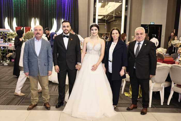 Dilem ve Yiğit Dünyaevine Girdi!