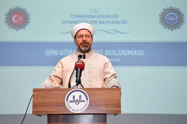 Diyanet İşleri Başkanından sigara açıklaması