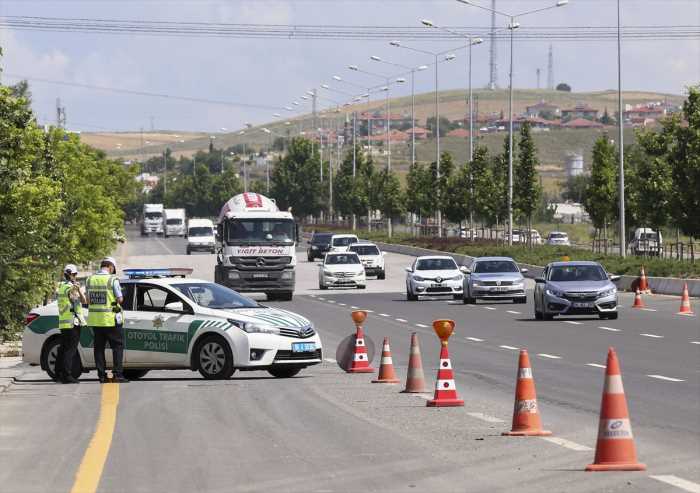 Dönüş trafiği erken başladı! 
