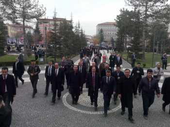 ELVAN ŞİMŞEK SORDU: ÖCALAN’A EV HAPSİ OLACAK MI?