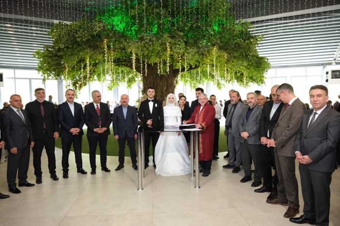 Eren ile Melike hayatını birleştirdi