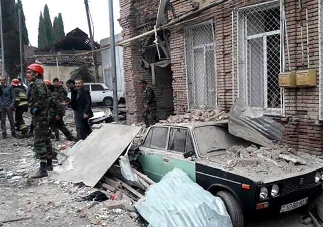 Ermenistan Gence'de yine sivillere saldırdı!