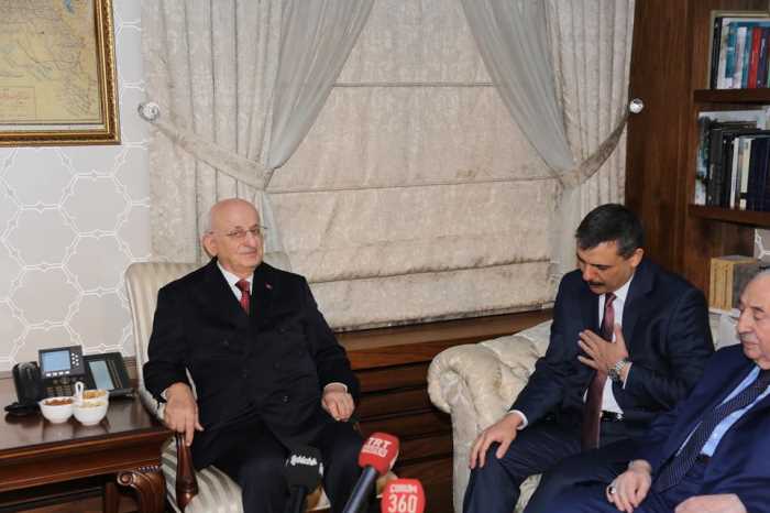 Eski TBMM Başkanı Kahraman'dan Vali Çiftçi'ye Ziyaret