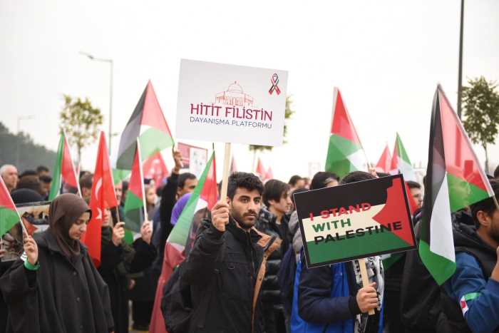 HİTÜ'den “Sesiz Yürüyüş Sessiz çığlık" ve Hareketli Resim Sergisi