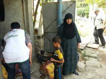 İHH’dan Musul’dan Kaçan Mültecilere Yardım   