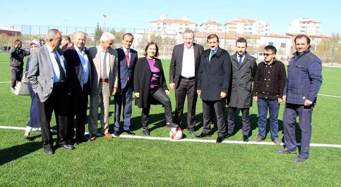 İLK GOLÜ KADIN VEKİL CERİTOĞLU ATTI